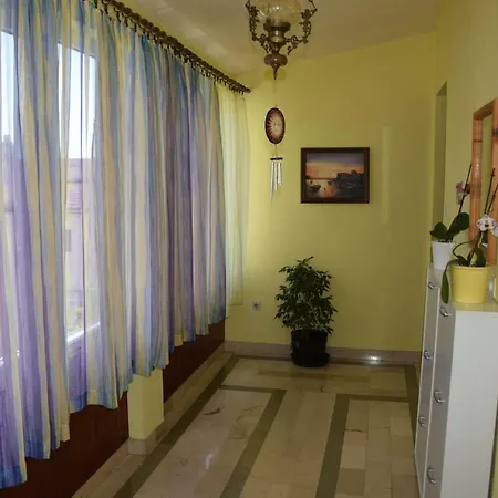 Apartman Linda 1 Baska Voda Exterior photo